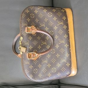 Louis Vuitton Alma MM